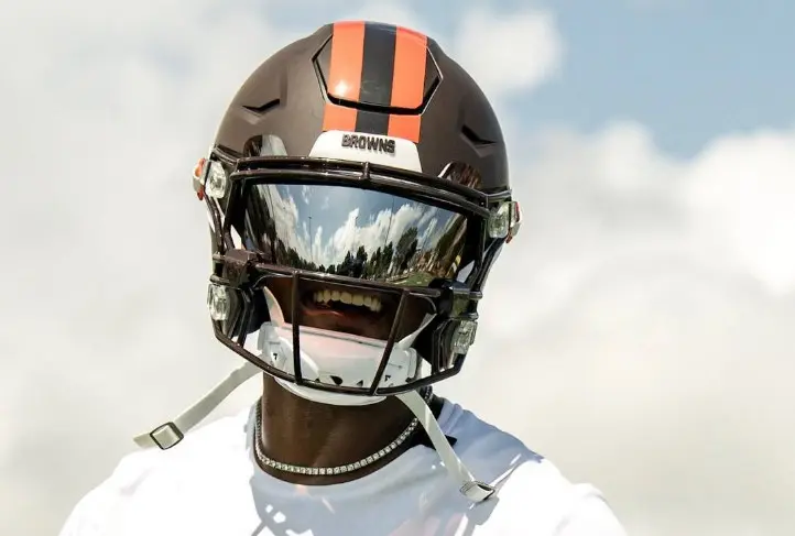 Deshaun Watson será titular de Browns sobre Shedeur Sanders